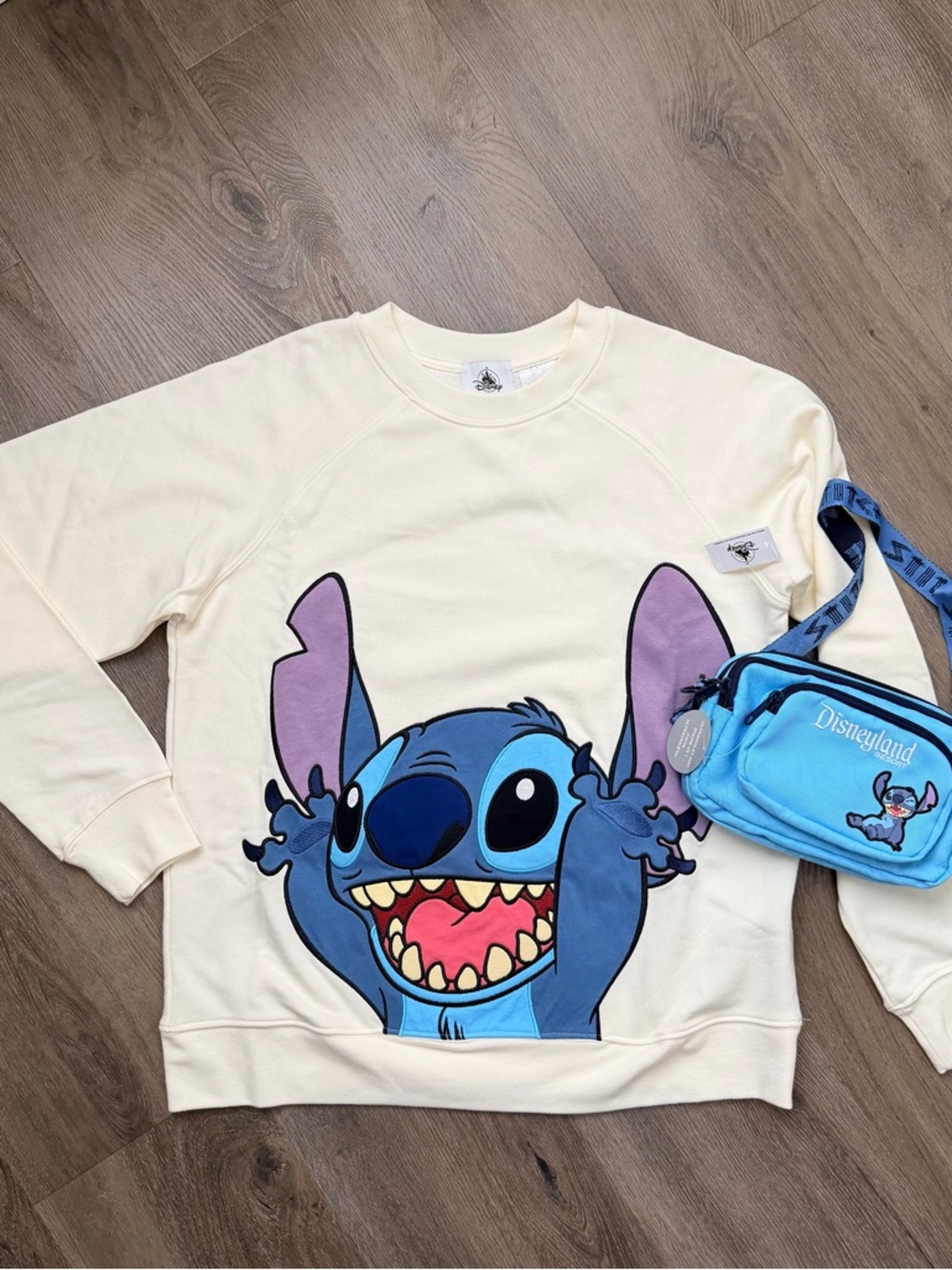 NEW Disneyland Parks Stitch Graphic Sweatshirt (M) and NEW Crossbody Bag Set